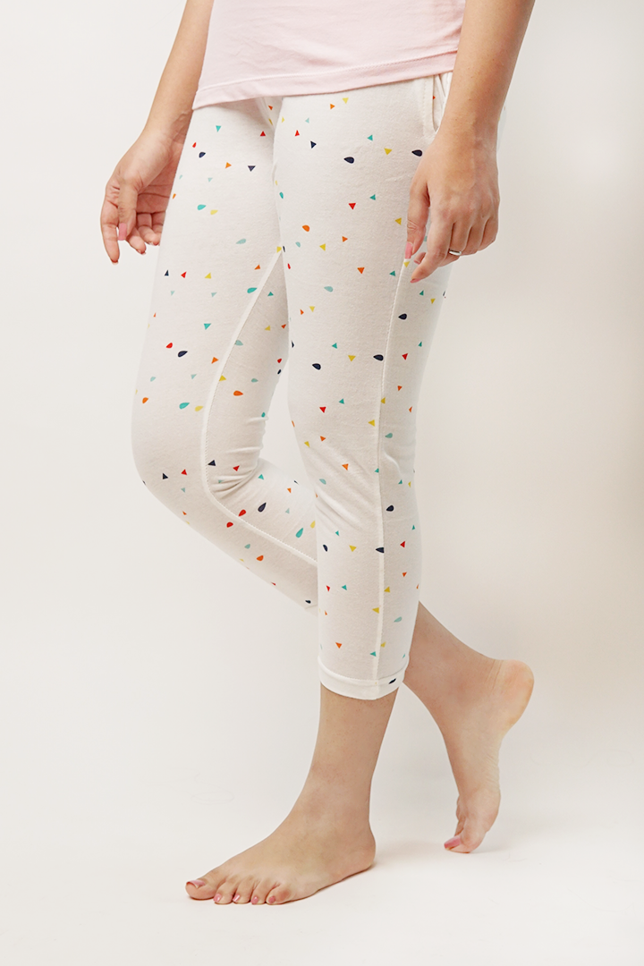 Multihued Snowy Capri Leggings
