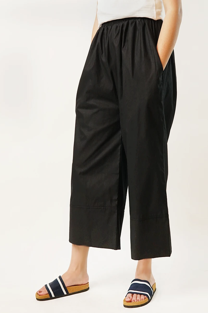 Raven Culottes Capri