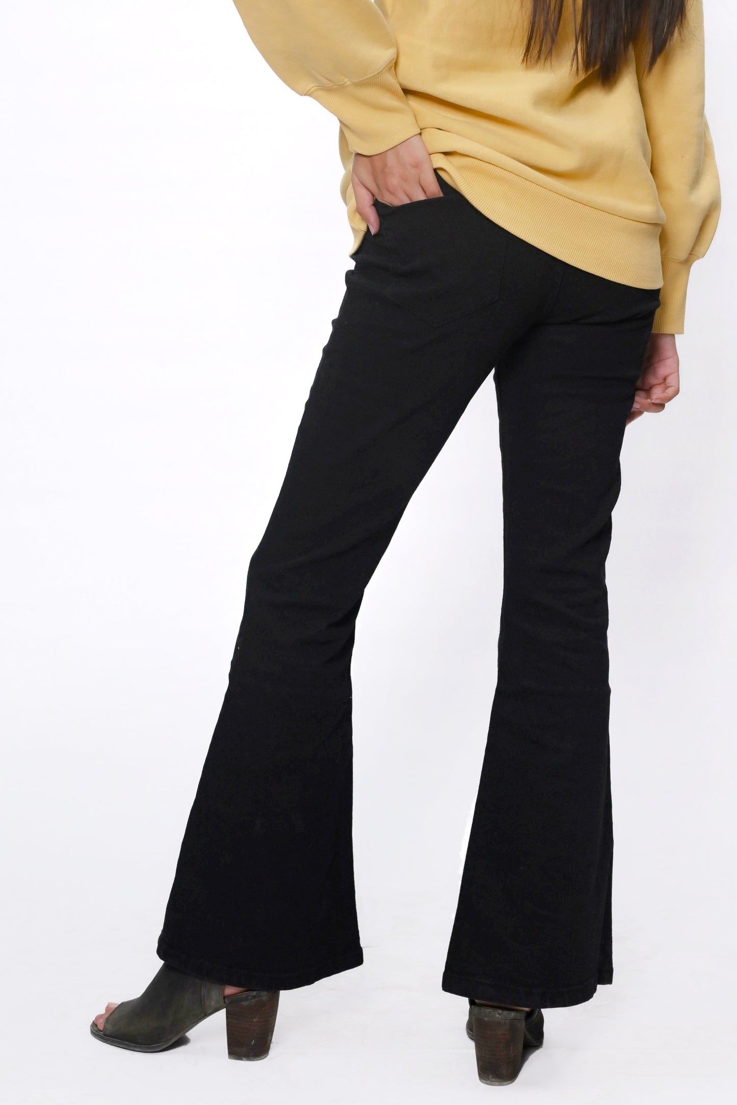 CROPPED WIDE LEG JEANS PANT