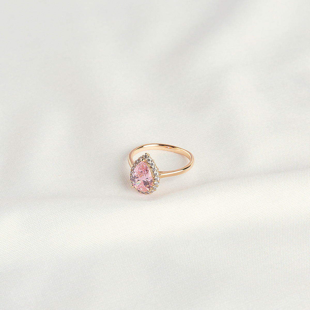 TEMPLE GOLD RING